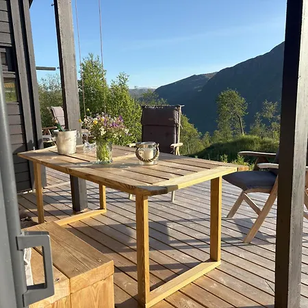 Cosy In With In-ski Out To Solheisen